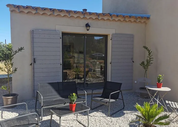 Logement Au Calme A Lourmarin